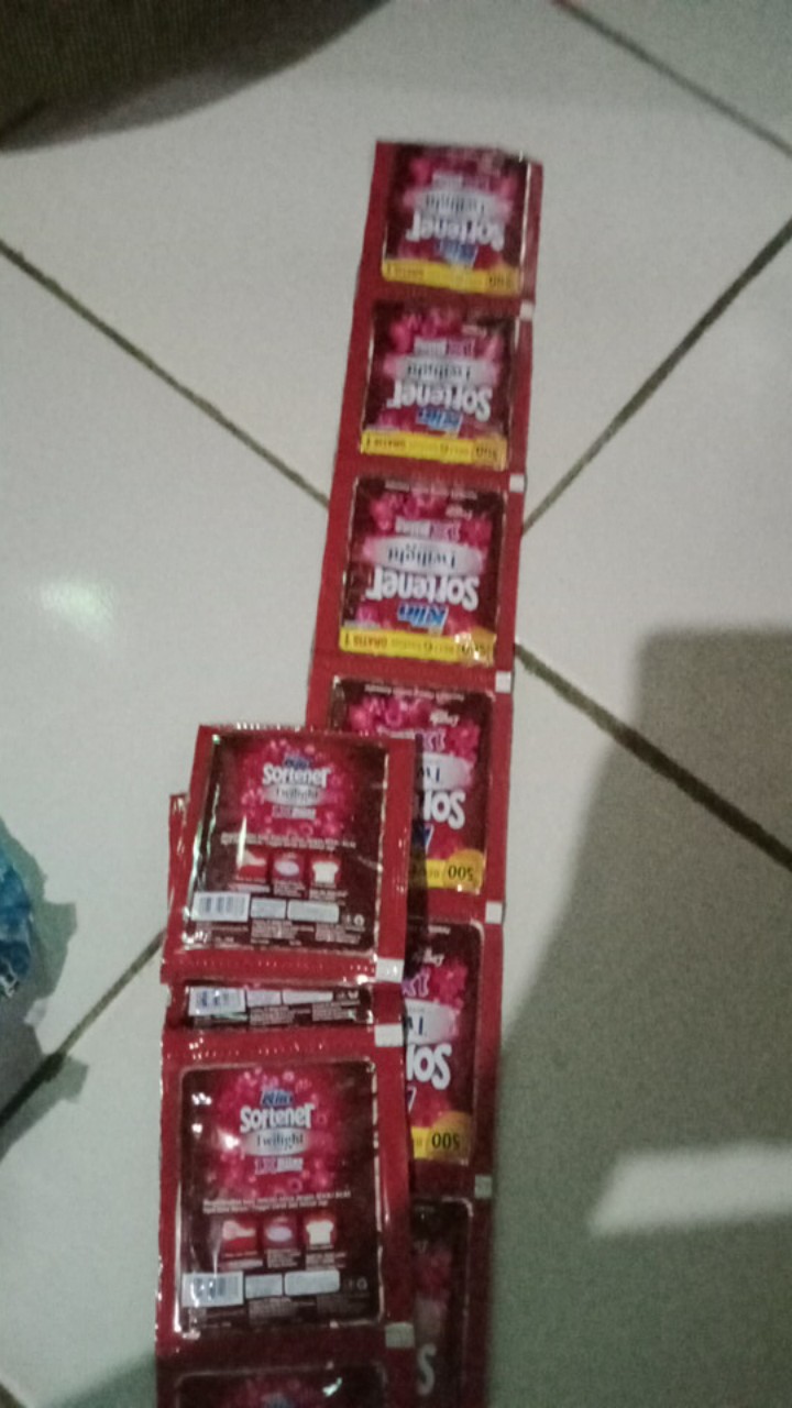 Soklin Softener Satu Renceng Isi 14 Sachet