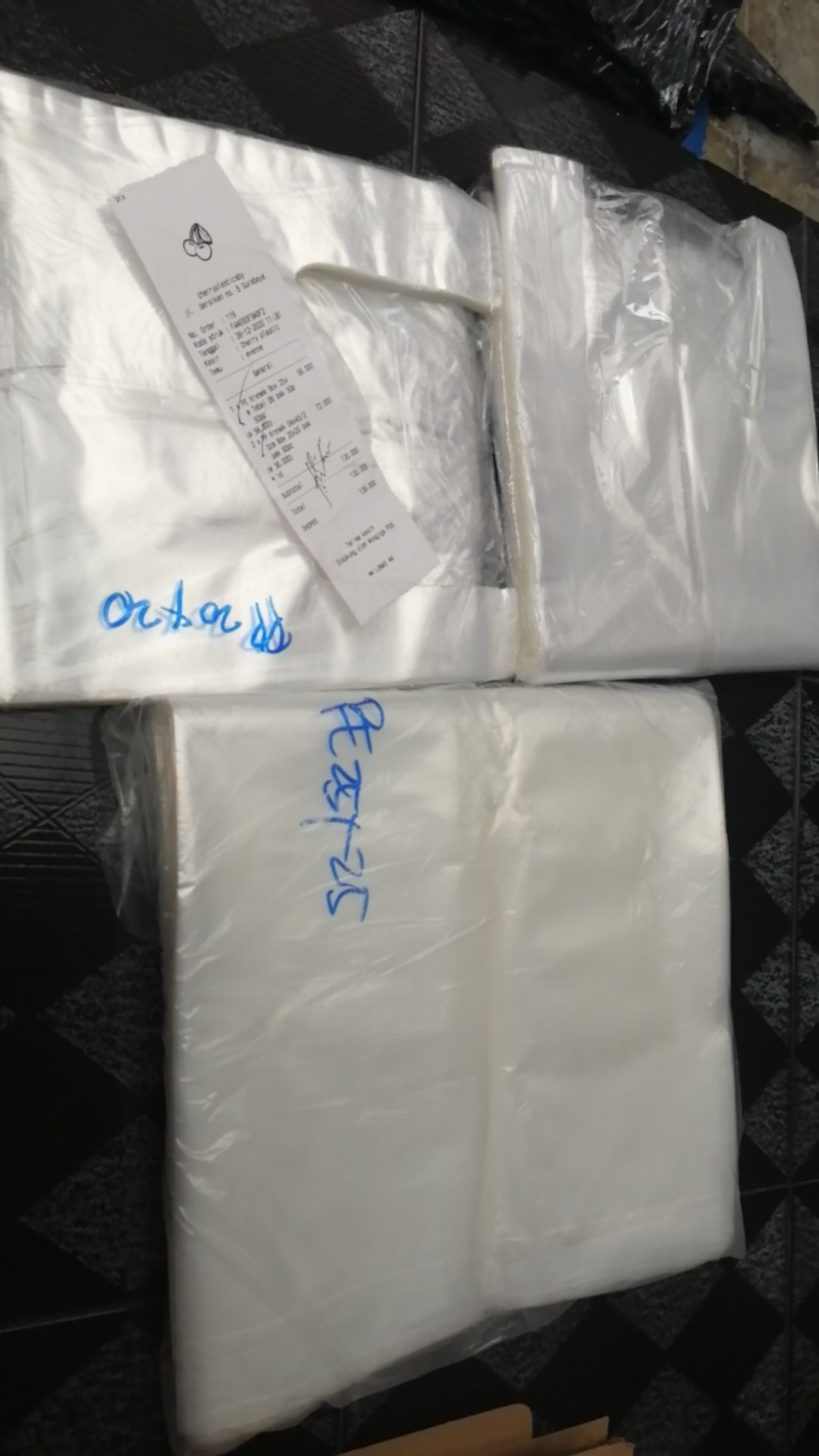 Kresek Pe Bening Transparan Alas 25x25 Tinggi 55cm