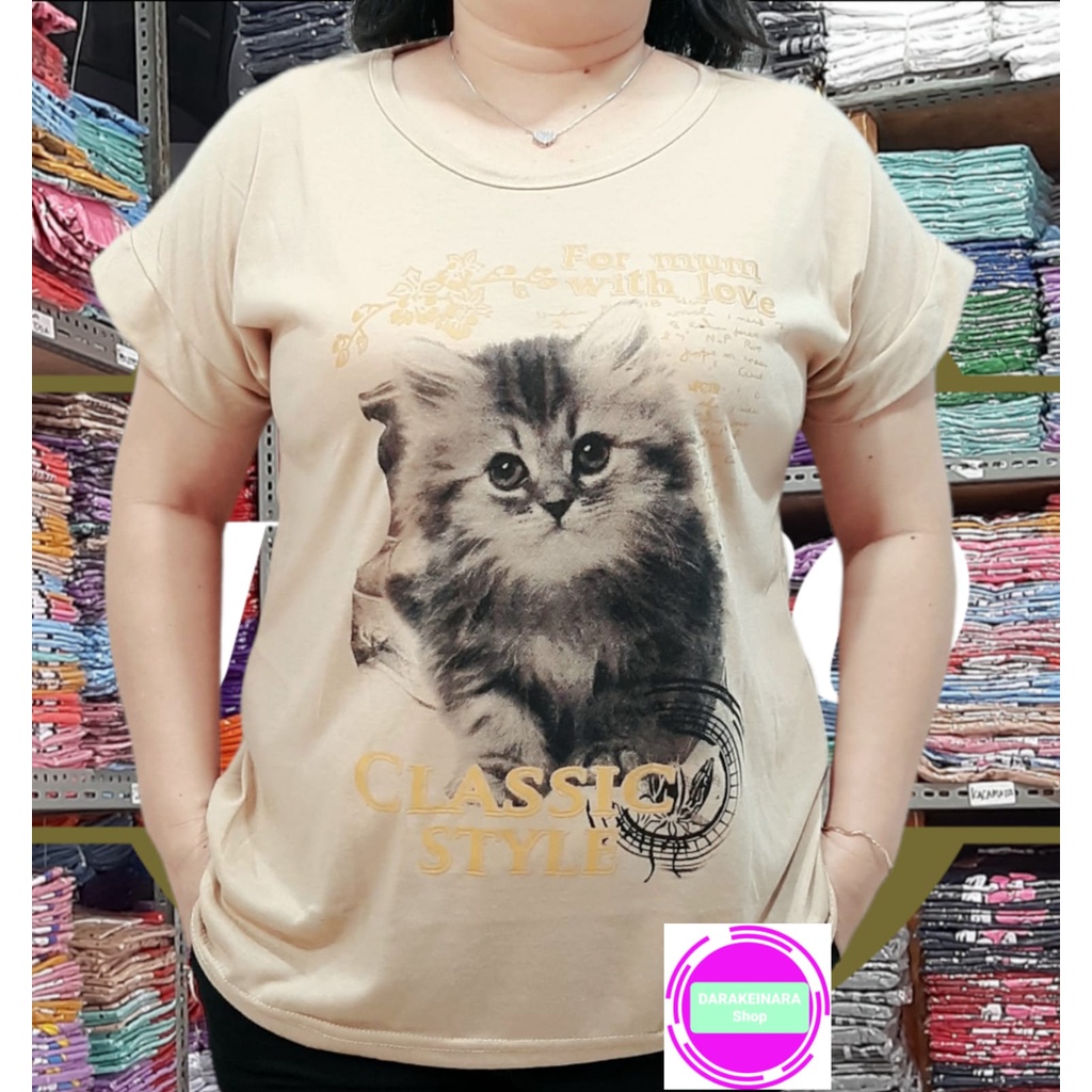 KAOS WANITA UKURAN JUMBO LENGAN PENDEK MOTIF KUCIN9 CLASSIC BAHAN ADEM/KAOS IBU-IBU LENGAN PENDEK/KA