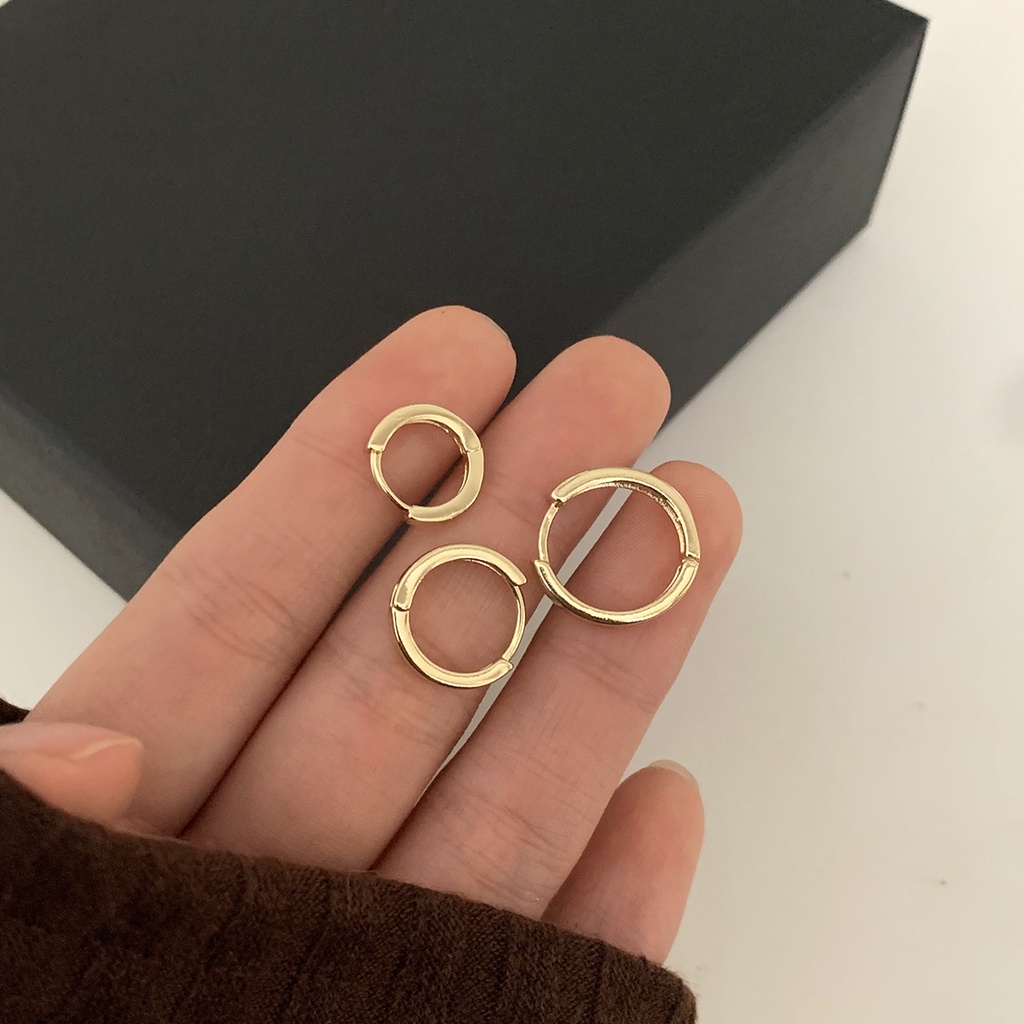 Anting Bulat Simple Gaya Hip Hop Untuk Wanita