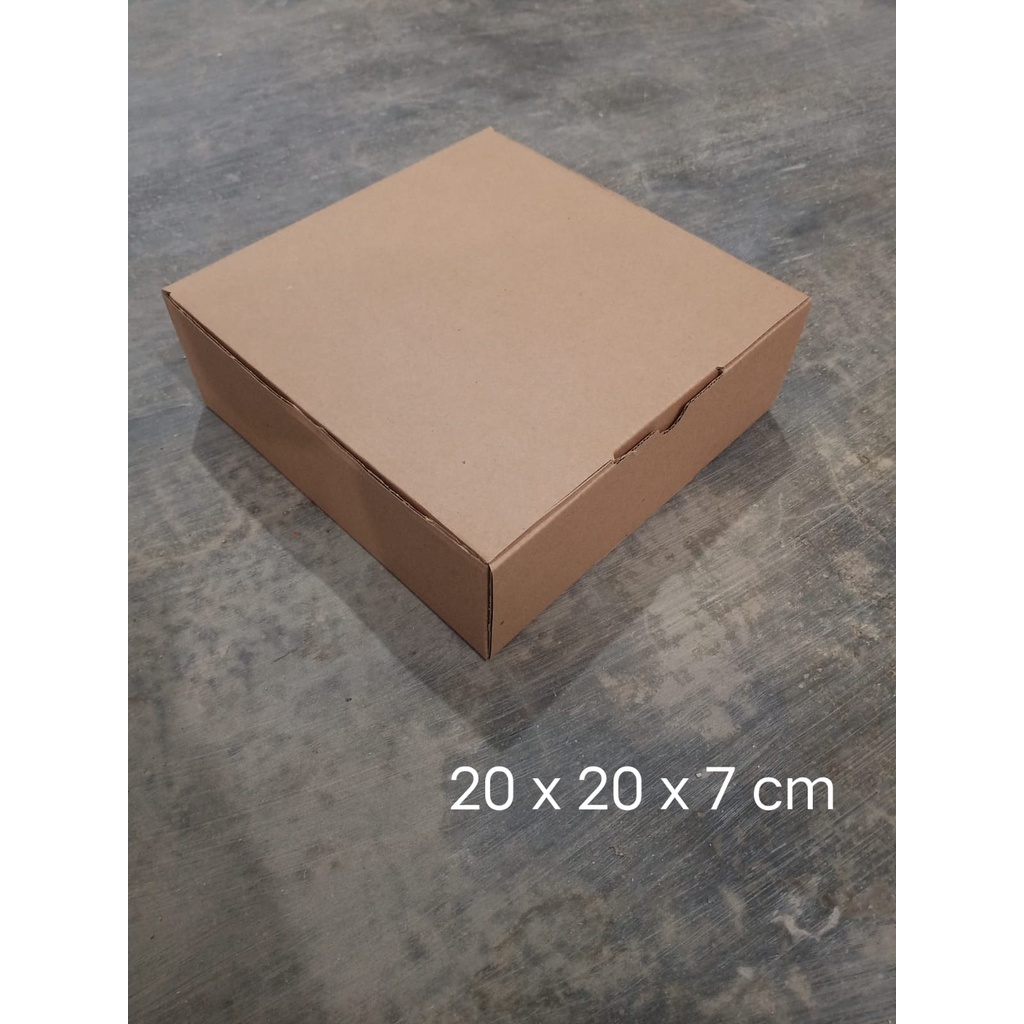 Kardus karton uk. 20 x 20 x 7 cm....Die Cut kotak Kue tart -aksesoris-dll model box pizza-1