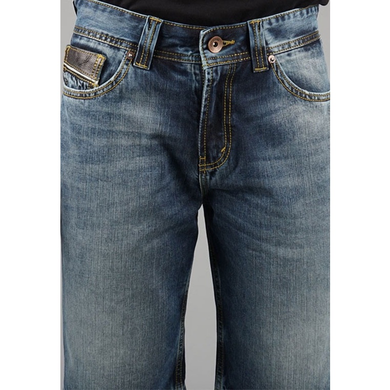 Celana pendek denim CFD325G