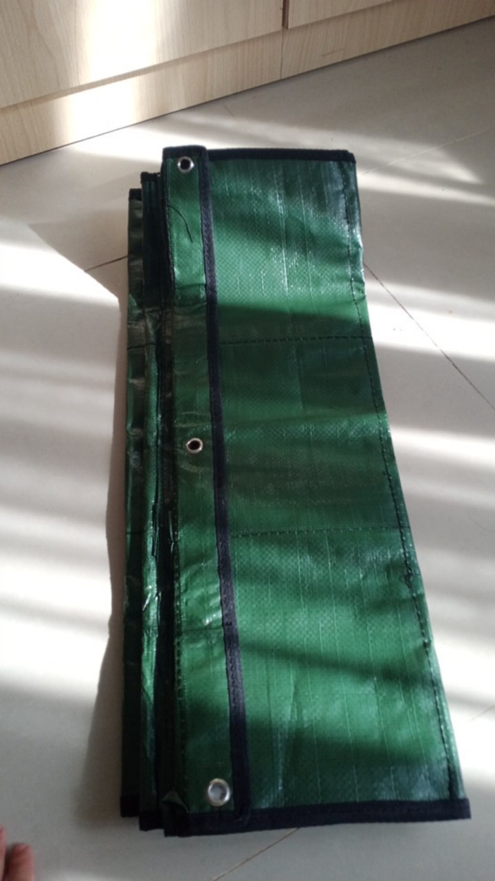 Wall Planter 15 Kantong (vertical)