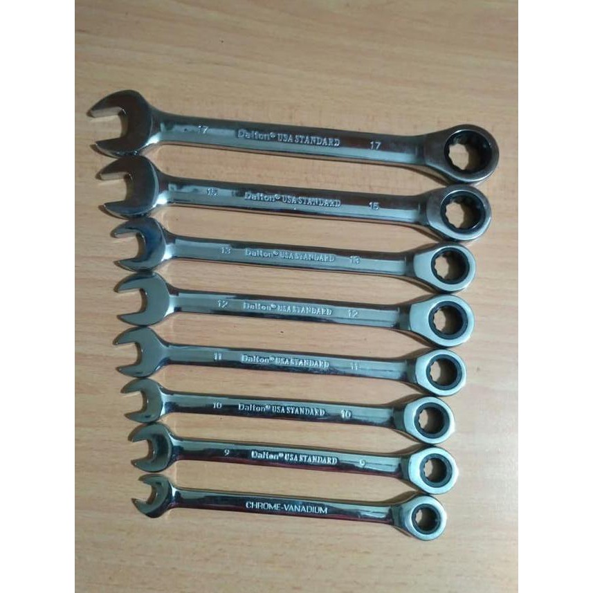 ᕙ( ͡❛ ͜ʖ ͡❛)ᕗ Kunci Ring Pas Rachet 8-17 mm 8 pcs merk DALTON kualitas USA ♙