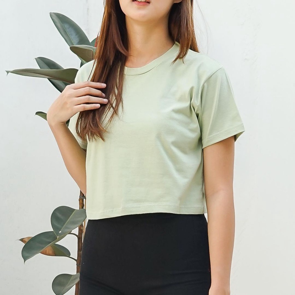 Baju kaos atau t-shirt atay crop top  polos Crop tee sage green, tumbler tee poos hijau, tshrt polos