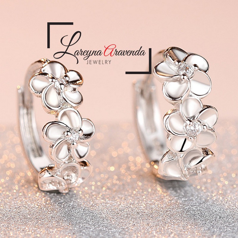 Anting Wanita Silver S925 Model Triple Flower AT034