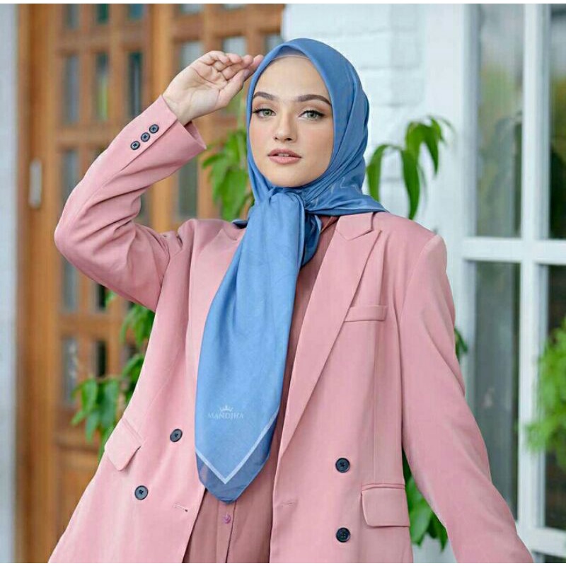 hijab mandjha ivan gunawan