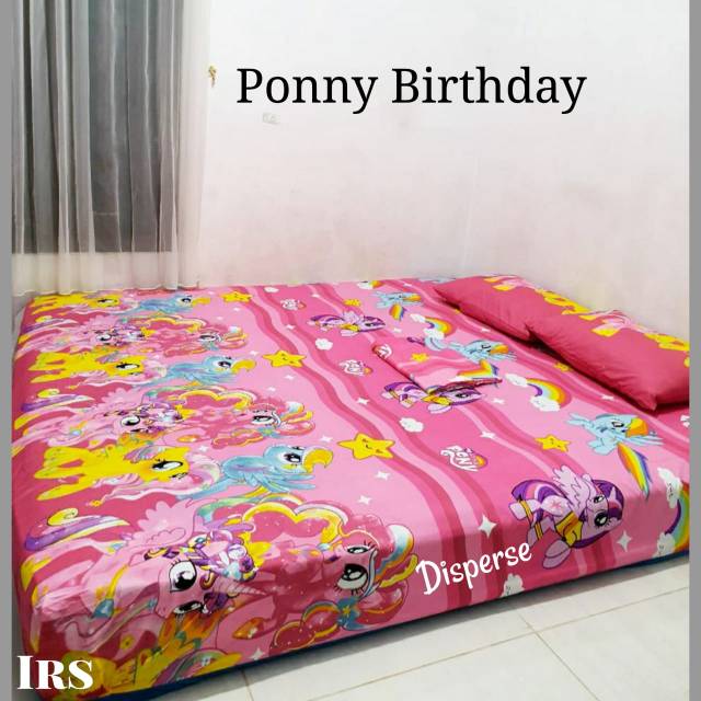 Sprei homemade kitty rainbiw flying batman ponny birthday