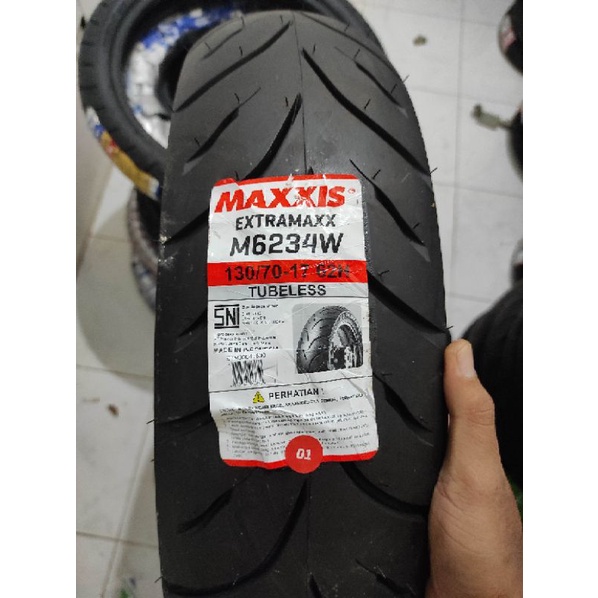 ban tubles maxxis xtramaxx 130/70.17 free pentil