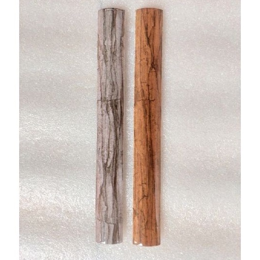 Kuku macan / List keramik Bonbon motif kayu 2x20cm