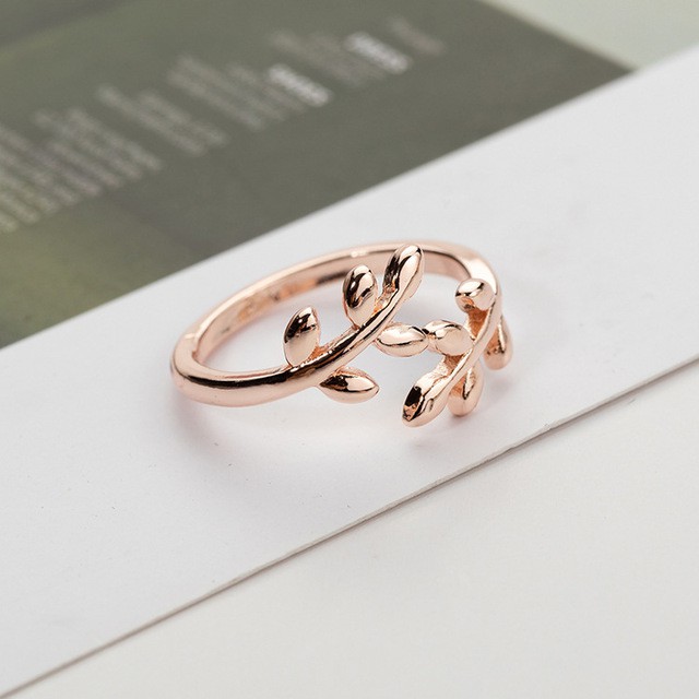 Cincin Wanita Elegan 3 Cabang Daun olive Kecil Ukuran bisa disesuaikan Warna Silver Gold Rose Gold