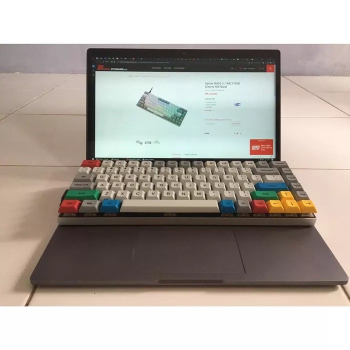 Keyboard Programming / Coding Terbaik - Vortex Race 3 RGB LED - Mechanical Keyboard Terbaik