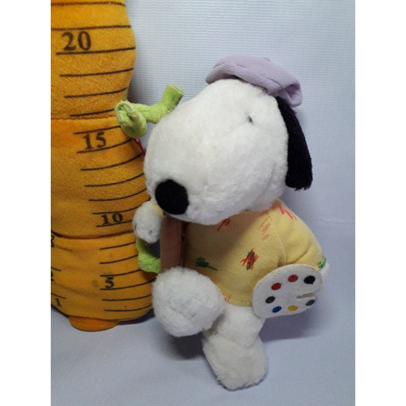 BONEKA KARAKTER SNOOPY PEANUT