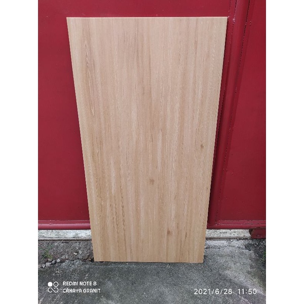 Granit 60x120 motif kayu natural kingwood