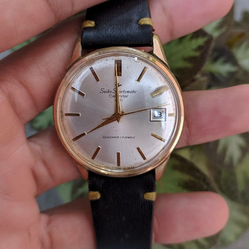 Jam tangan vintage kuno Seiko Sportmatic Calendar 820