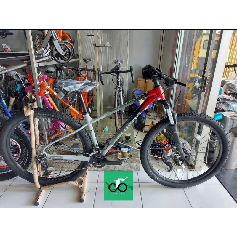 Sepeda MTB 27.5"/29" Polygon Xtrada 5 TERBARU