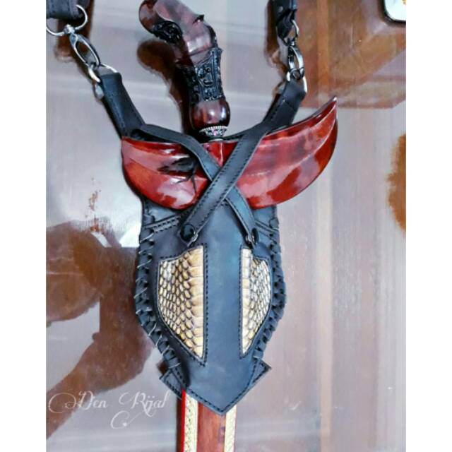 Anggar Keris Multifungsi Variasi Kulit Ular Cobra