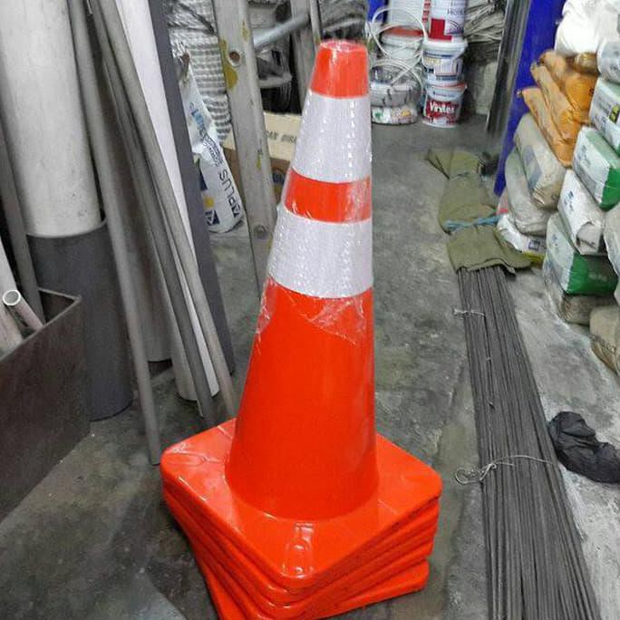 

Sale Traffic Cone / Pembatas Jalan Segera Dapatkan