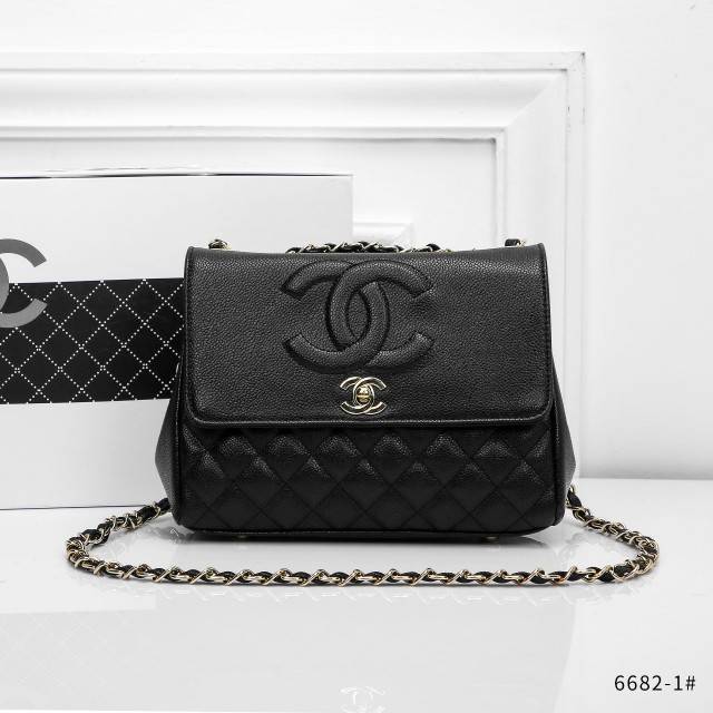 Tas wanita *CHANEL 6682-1*wb