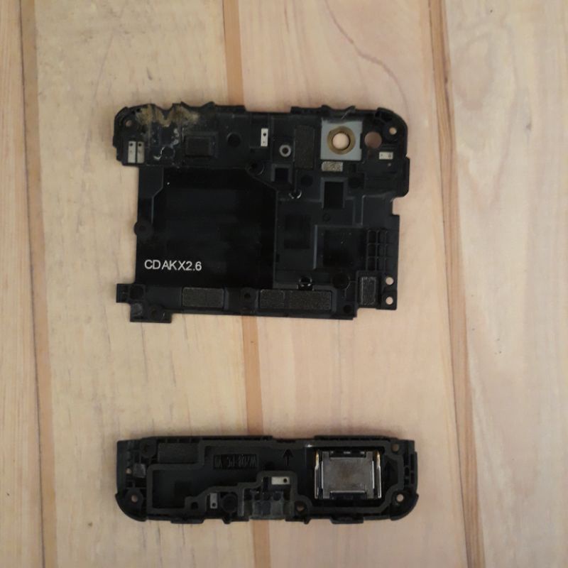Buzzer Speaker  Dan Tutup pelindung mesin Original HP Xiaomi Redmi  5a