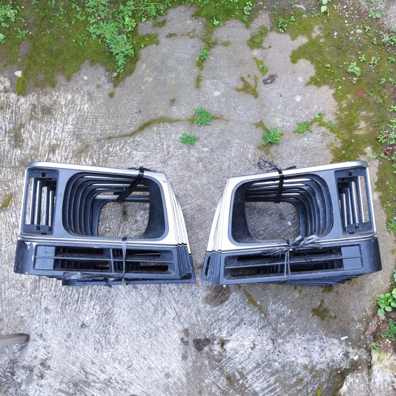 GRILL LAMPU DEPAN MITSUBISHI L300 KTB KIRI atau KANAN
