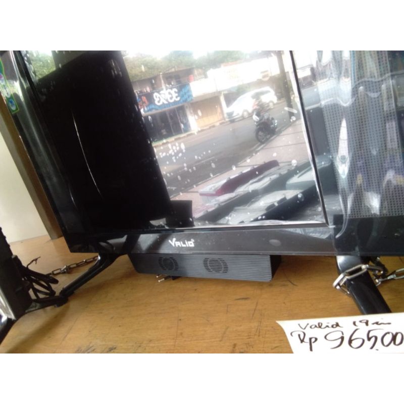 TV LED 19 INCH VALID