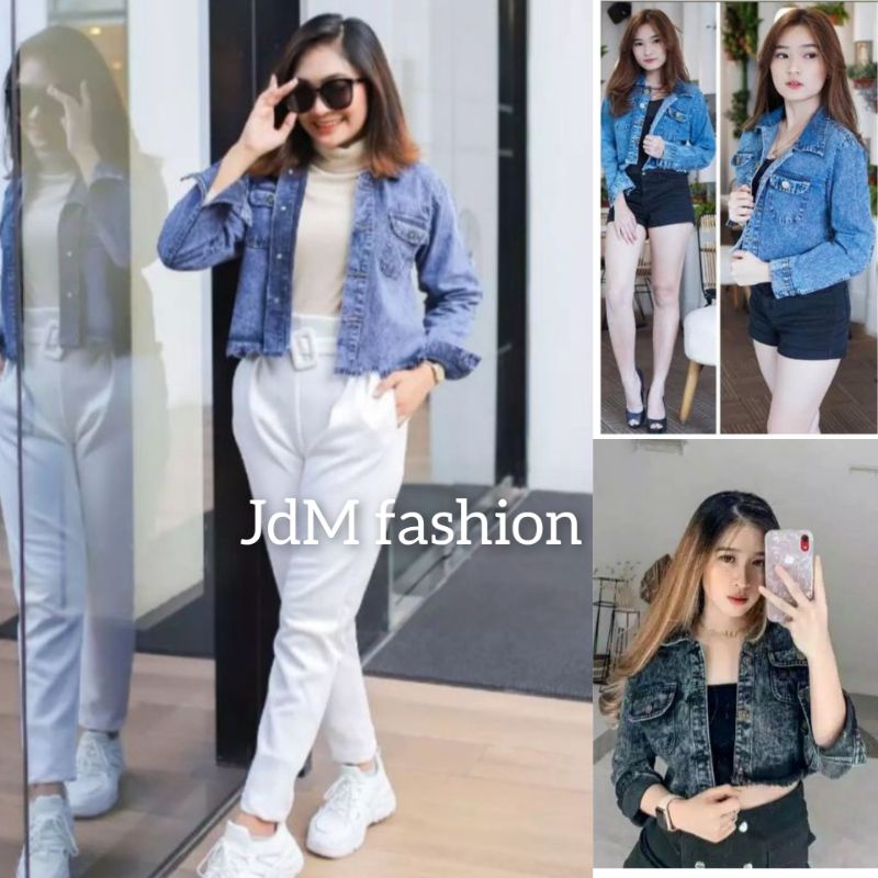 JACKET JEANS CROP RAWIS WANITA BELAKANG EMBLEM PITA