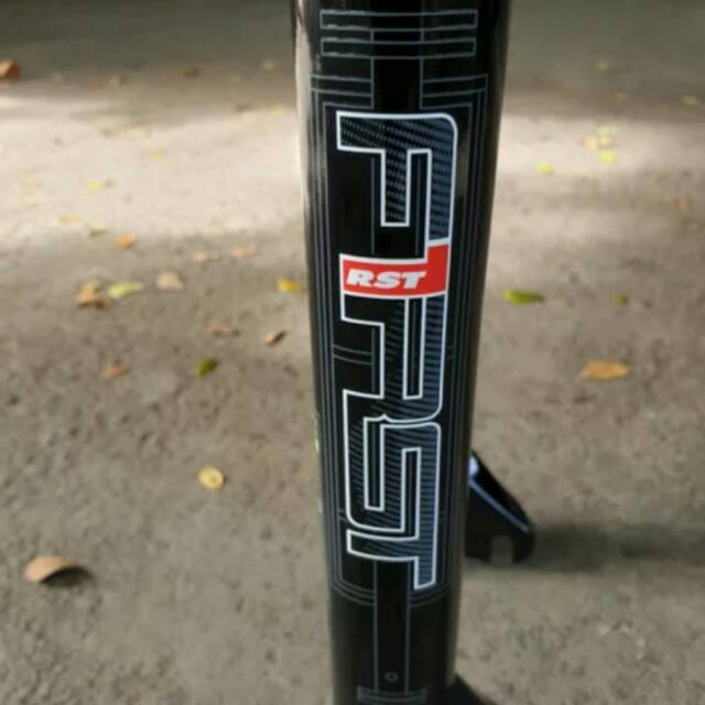 Sticker fork rst first air