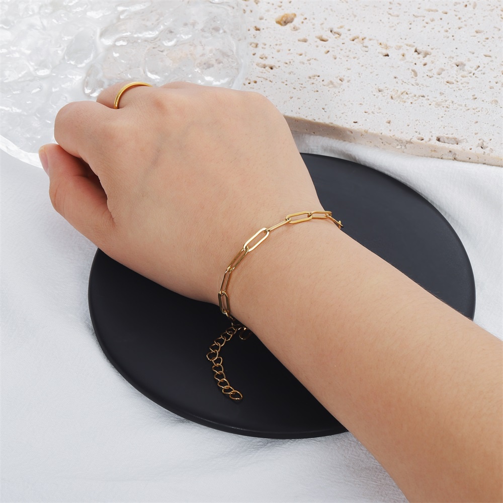 Stainless steel fashion simple bracelet（1pcs）