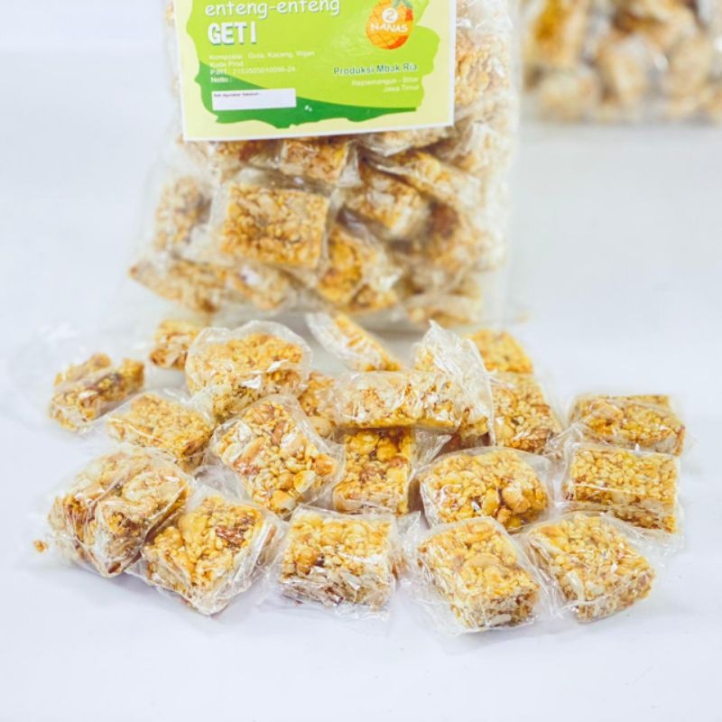 

Fulanmart Enting Enteng Geti Gethi Teng Teng Ting Ting Sangjit Nogat Nougat Kacang Kotak Dua Nanas Camilan Khas Blitar Manis Renyah Gurih 250 Gram