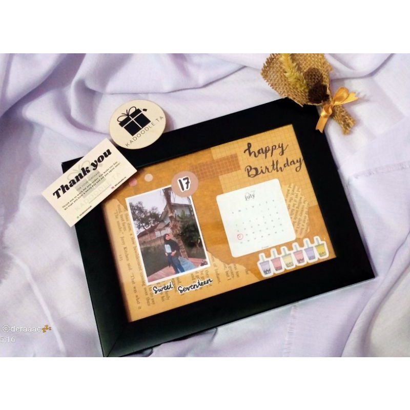 

KADO FRAME RETRO KADO PIGORA MURAH AESTHETIC KADO PACAR HADIAH ULTAH KADO SAHABAT