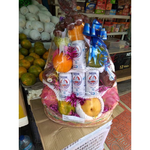 

parcel buah dan susu beruang 4 klg