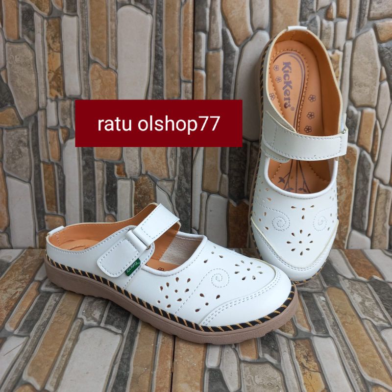 sepatu sandal wanita selop Kickers slip on jumbo Aulia 12