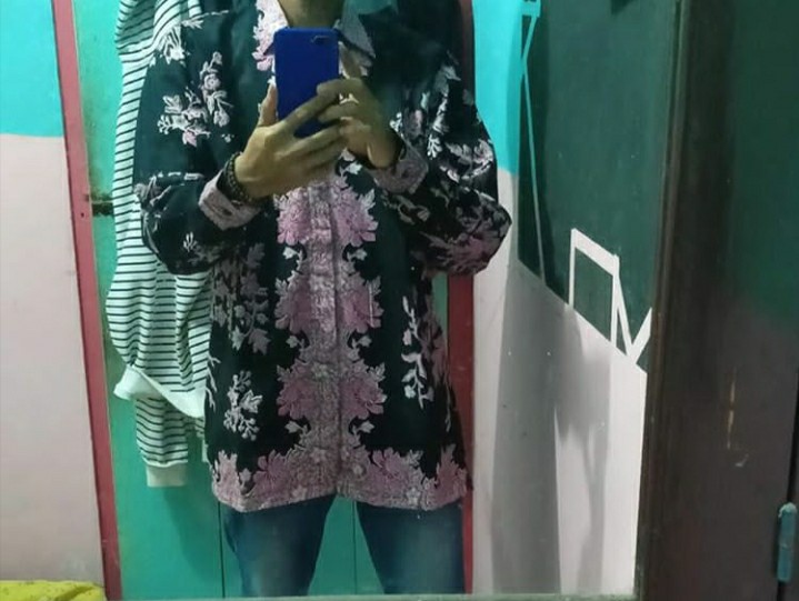 Kemeja Batik Cibulan Warna Pink Kombinasi Hitam