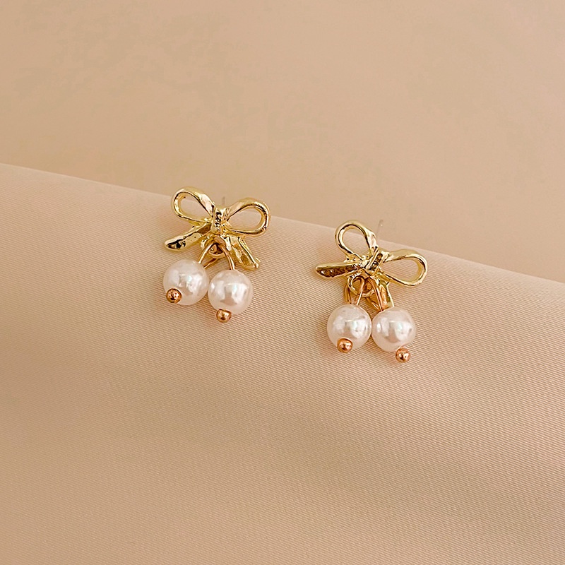 Anting Tusuk Golden Pearl Korean Stud Earrings Import