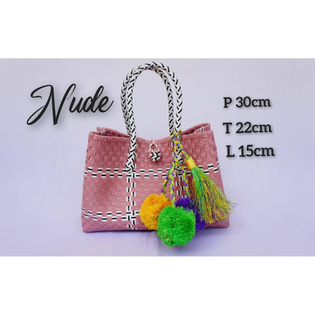 tas kerajinan anyaman jogja kekinian dari plastik warna