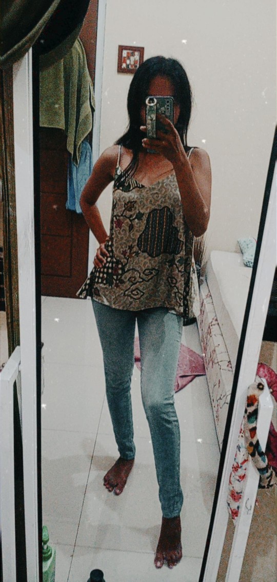 Beth Top | Atasan Tank Top Batik Modern