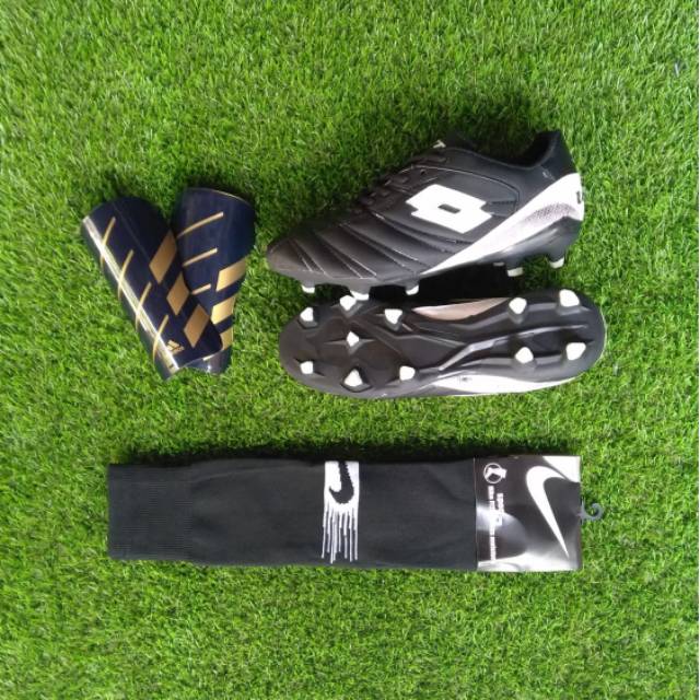 Paket sepatu bola Lotto