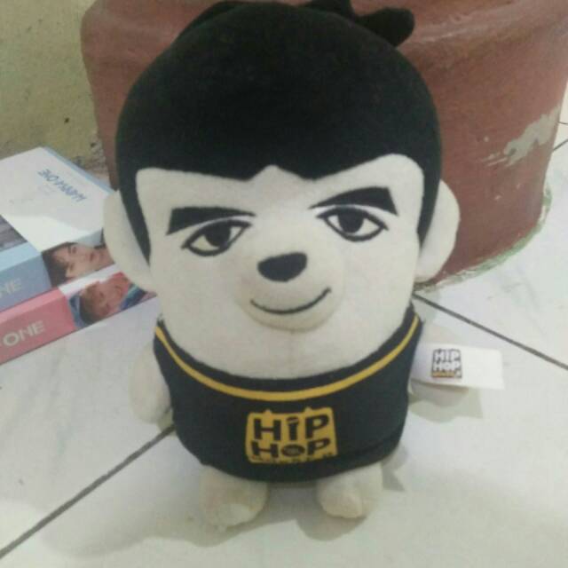 Boneka BTS / BTS doll hip hop monster v