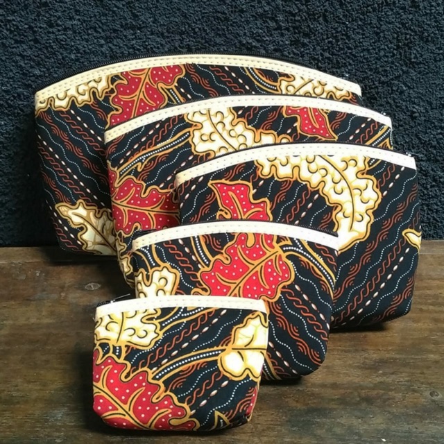 Dompet batik beranak (satu set isi 5 ) warna random tidak bisa pilib motif