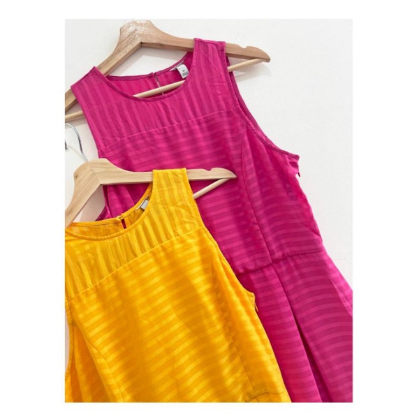 A new day pink&amp;yellow sleeveless flowy maxi dress