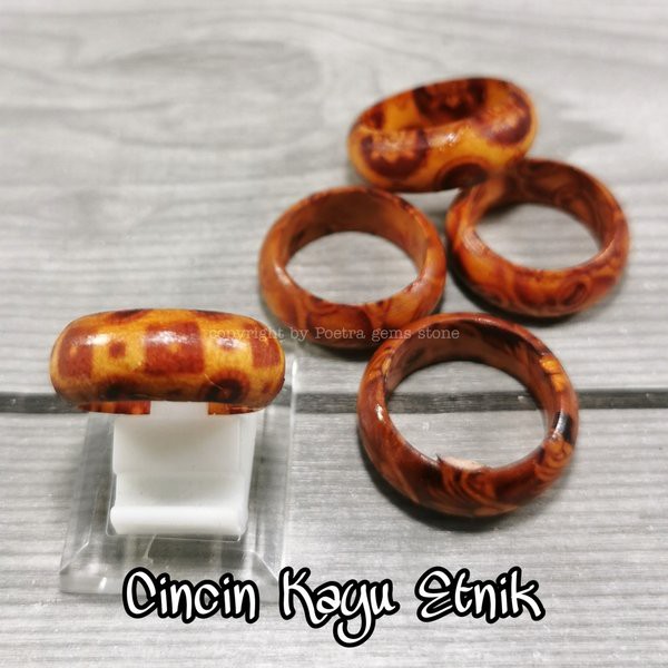 Cincin Kayu Etnik