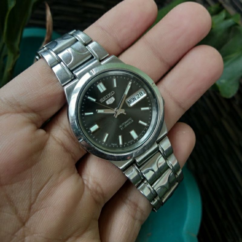 Jam tangan Seiko 5 cal 7s26-01Z0 Original (TERJUAL)