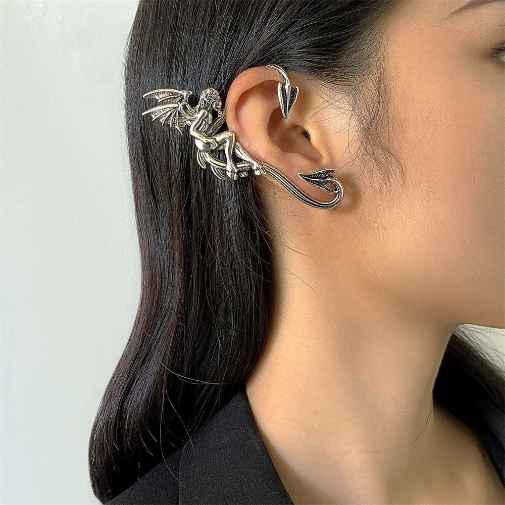 R-flower Anting Klip Gaya Punk Gothic Bentuk Ular / Naga / Peri Warna Silver Untuk Perhiasan Wanita