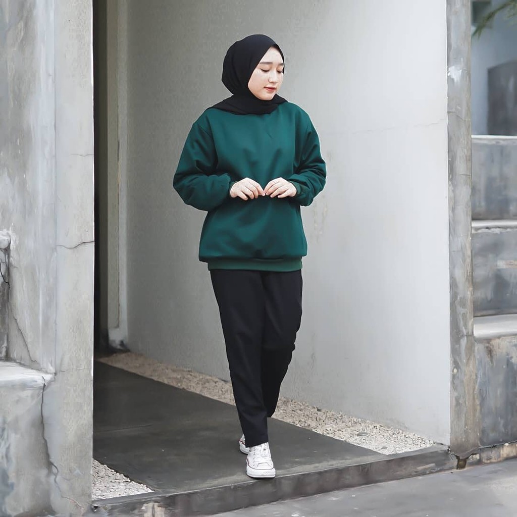 Sweater Crewneck Basic Polosan Wanita Pria Bahan Flecee Tebal Tidak Panas