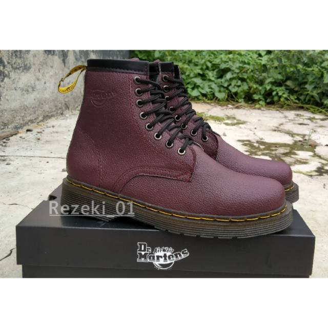 Jual SEPATU DOCMART DR. MARTENS BOOTS HIGH MARUN | Shopee Indonesia