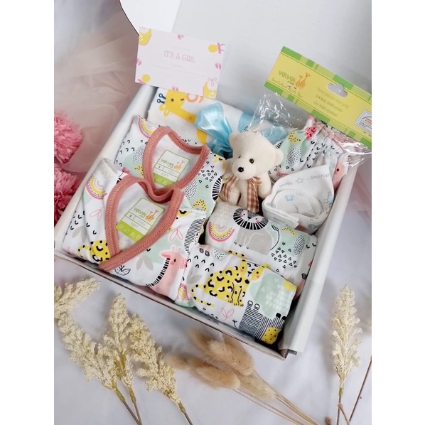 Paket Kado Bayi Special / Kado Melahirkan / Gift Set Bayi