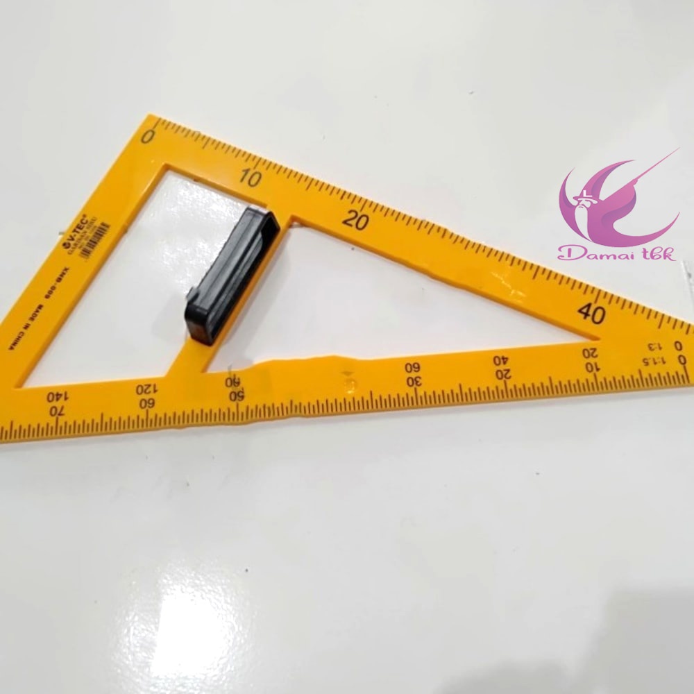 

penggaris segitiga plastik besar whiteboard SG-1008