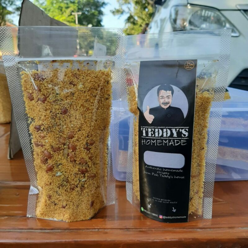 

Serundeng Kelapa 100gr Teddy's Homemade (Teri-Kacang)
