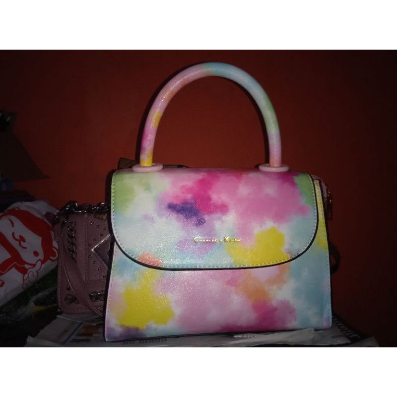Preloved tas Charles Keith rainbow